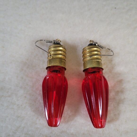 Vintage Large Hard Molded Plastic Red Christmas Bulb Dangle Earring - Picture 2 of 4